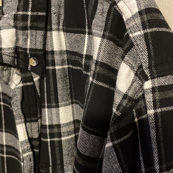 Mens plaid long sleeve. XL - Picture 3 of 3